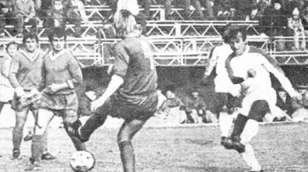 steaua nu a jucat dinamo a trecut pe primul loc