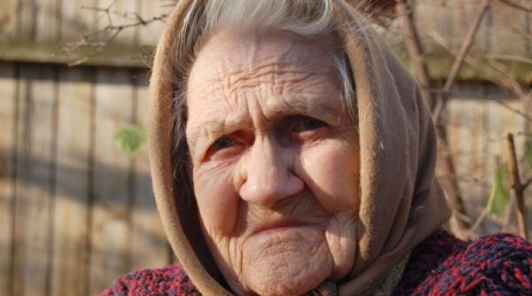 elisabeta regina andrelelor si a crosetei