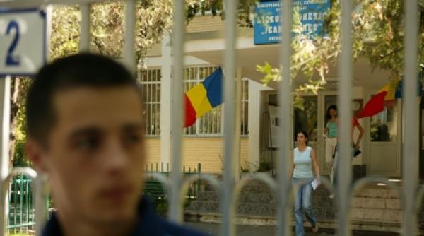 liceenii saraci fara burse