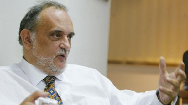 patriciu citeste si ciordeste