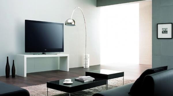 televizor cu plasma neincadrat in rama