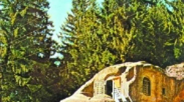 hristos a nviat si in moldova