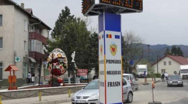 mielul cel fioros si baronul cel mincinos