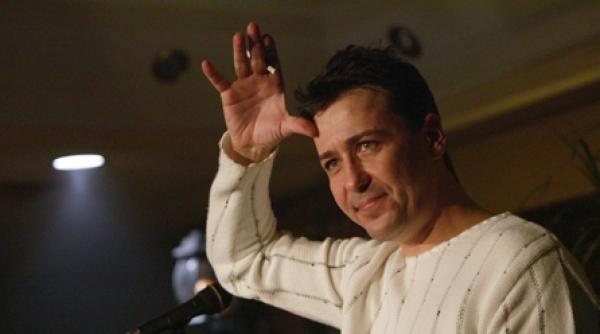 apel catre limbrici marii artisti actori compozitori cantareti