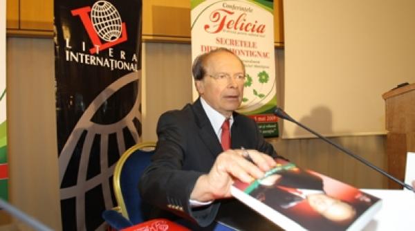 mananc slabesc si ma mentin