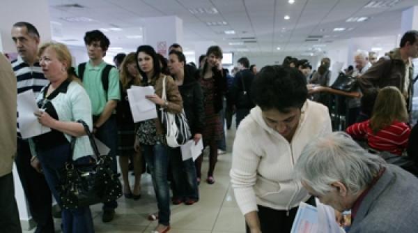 birul lui pogea a inghetat 14 000 de firme doar in aprilie