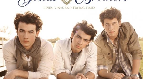 noul cd jonas bros