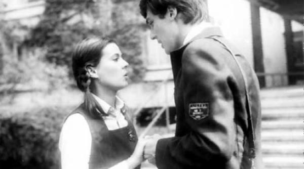 incrucisarea la primate este placut sa mananci sa bei sa dormi si sa fecundezi