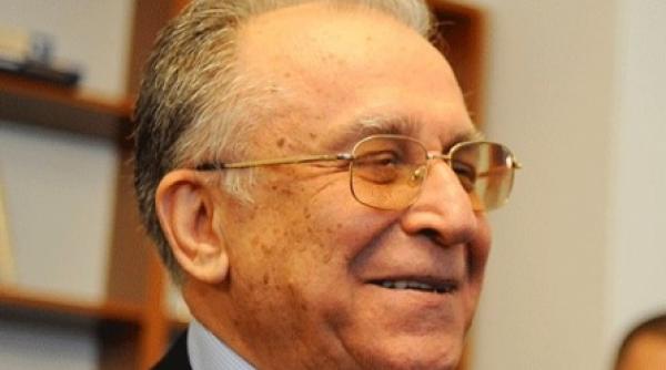 iliescu basescu nu este omul care sa renunte