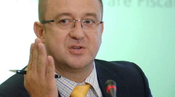 firmele fantoma dispar