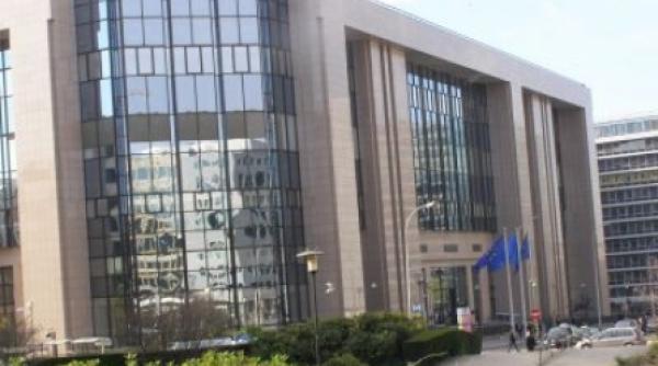 bruxelles sediul comisiei europene a fost evacuat din cauza alarmei de incendiu