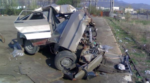 autorul unui accident s a plimbat cu salvarea pana i a trecut betia