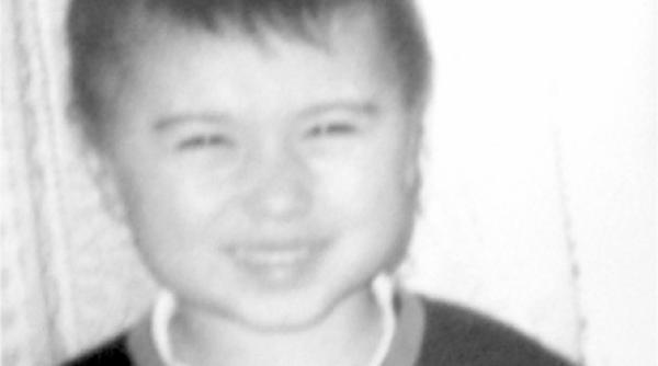 mosul unui baietel de trei ani