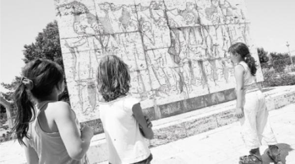 islaz comuna cu multi eroi