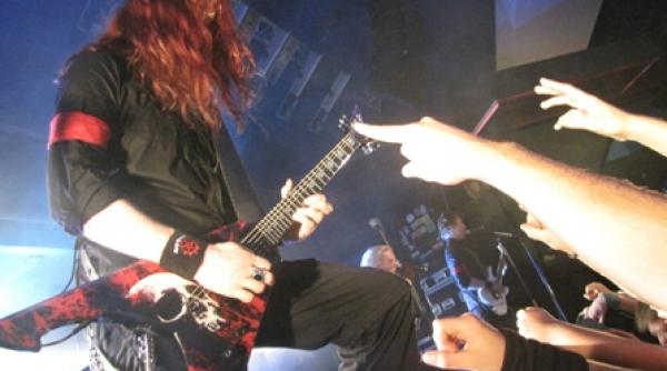 michael amott imi place sa fiu ocupat pana peste cap