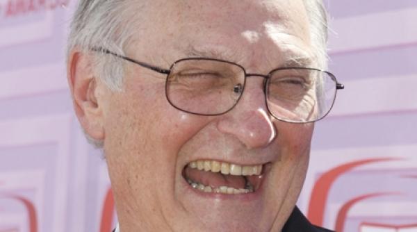 sa nu ti impaiezi niciodata cainele