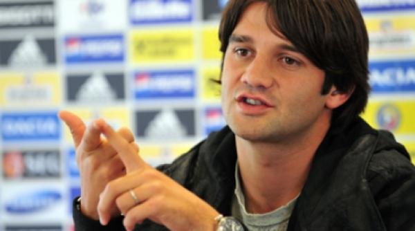 cristi chivu razvan e un om educat care stie ce vrea de la viata