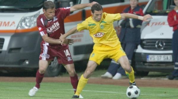 doua locuri si patru echipe