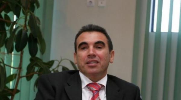 penescu acuzat si de constituirea unui grup infractional organizat