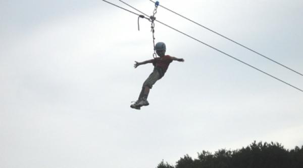 acrobranche sau teatru