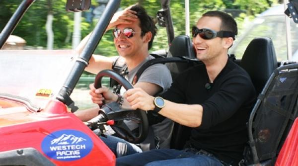 razvan si dani declara razboi kitschului