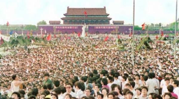 nicolae ceausescu si piata tien an men