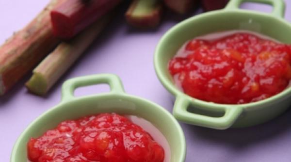 cale lunga cu rabarbarul in punga