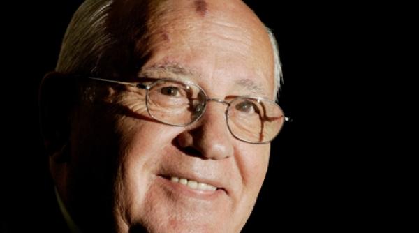 gorbi pune de o perestroika in occident