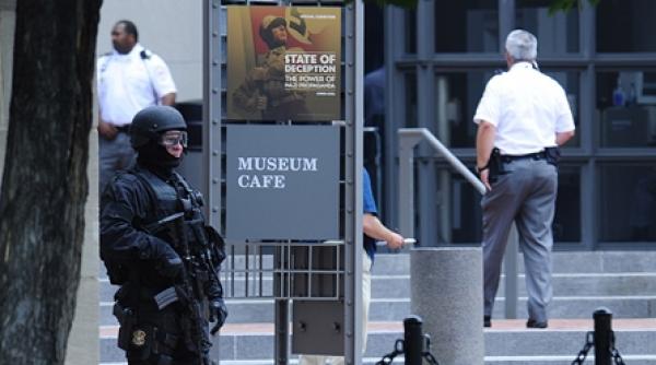 atac armat la muzeul holocaustului din washington