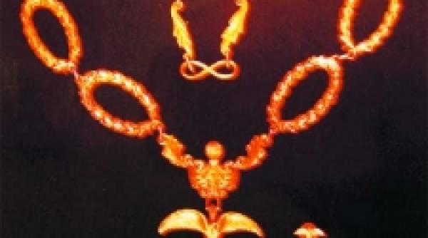 peron i a acordat colanul ordinului eliberatorul san martin