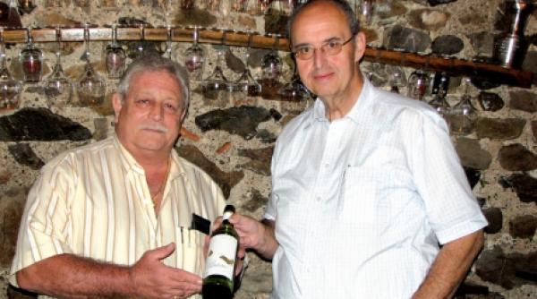 un jurnalist culinar gurmand gurmet