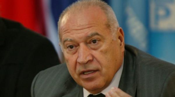 mutati meciul cu voiculescu pe alt teren