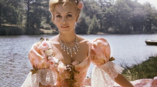 angelica un rol pentru o viata