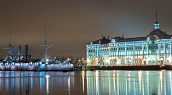 crucisatorul aurora carciuma de lux pentru oligarhii rusi video