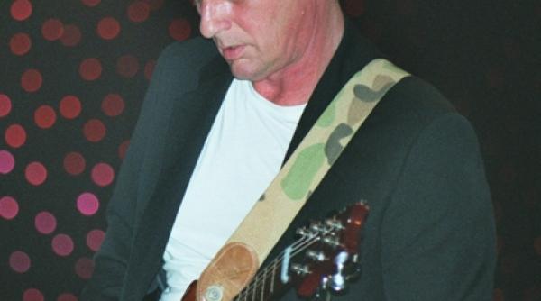 oldfield si bell day