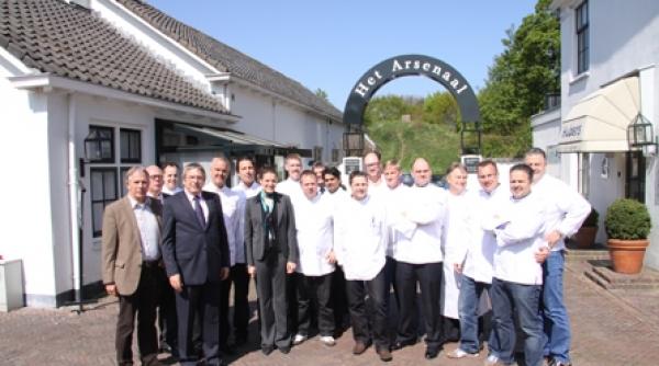 17 bucatari sefi entru 17 saptamani