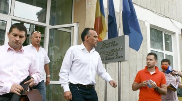 federatia sare in apararea lui prunea