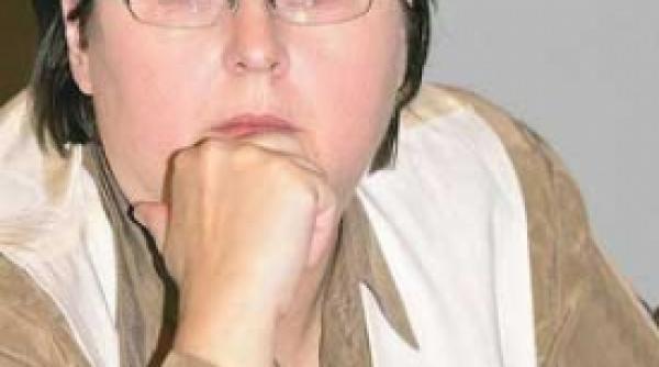 ong urile portocalii ridzi si udrea afara