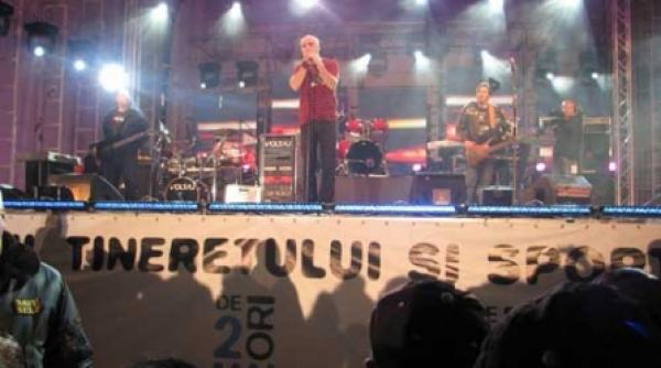 scena te ridica scena te coboara