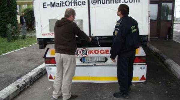 suspect de terorism ascuns intr un tir