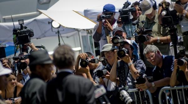 conditia de megastar si presa