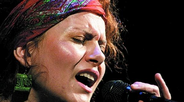 maraton de poezie si jazz in direct