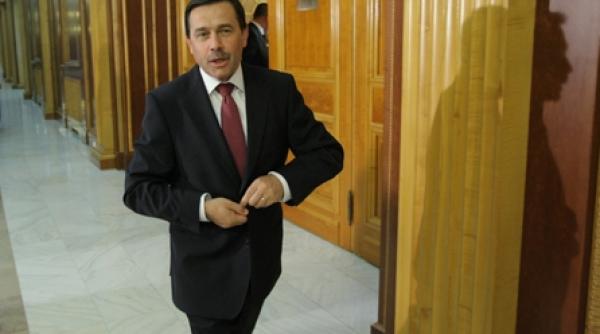 pogea risipeste banii