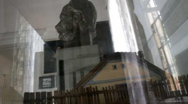 soarele pentru toti romanii la bucuresti rasare