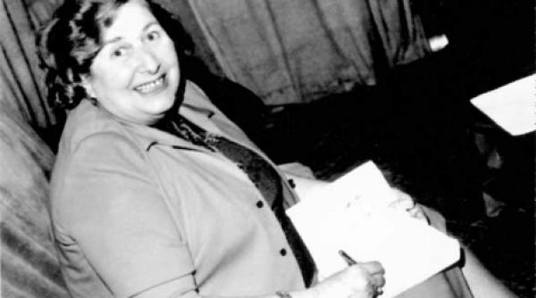 mirona cea mai draga carte