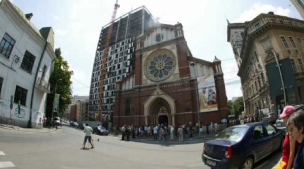 parc in loc de cathedral plaza