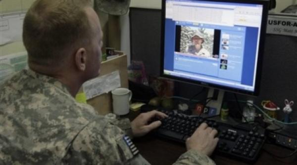 armata sua a folosit facebook pentru a comunica noi consemne tactice