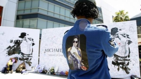 ceremonia de adio a lui michael jackson transmisa in direct in zeci de cinematografe din sua