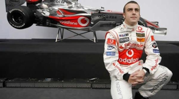 fernando aloso isi muta bagajele in curtea ferrari