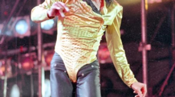 foto exclusiv michael jackson live bucuresti 1992